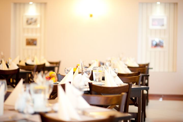 Dining 43 of 67