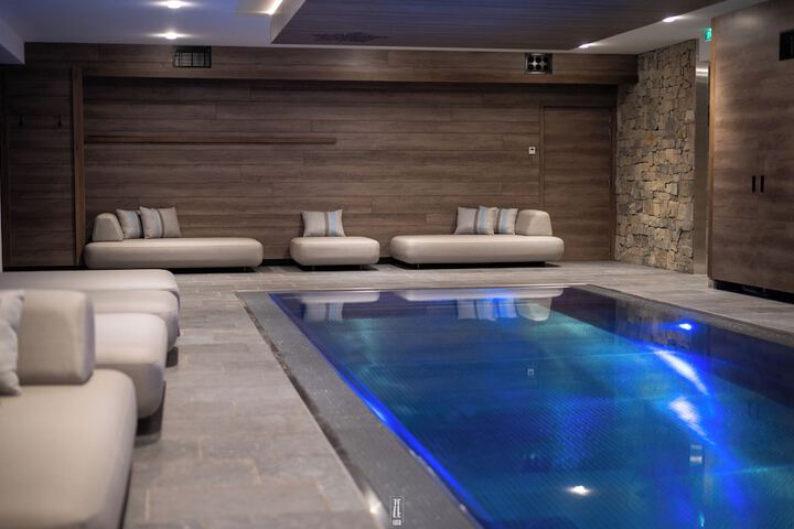 Pool 47 of 112