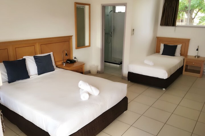 Room 11 of 63