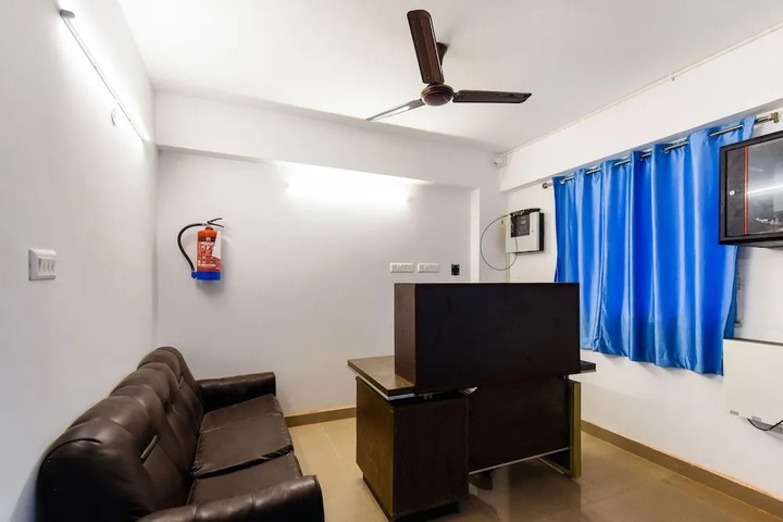 Room 15 of 15