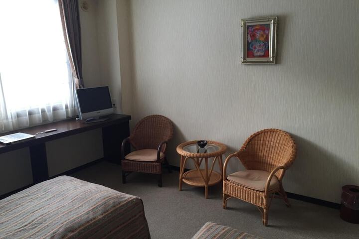 Room 13 of 57