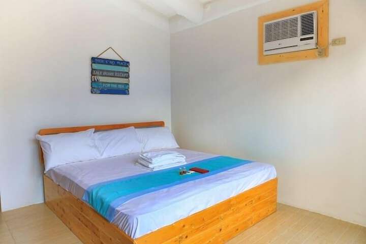 Room 2 of 18
