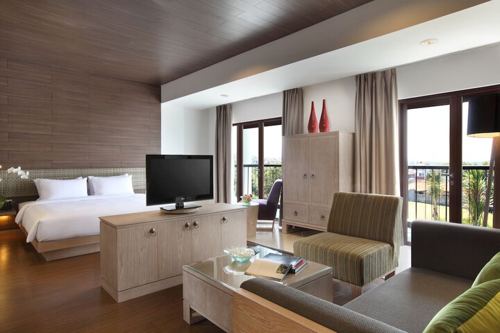 Room 14 of 43