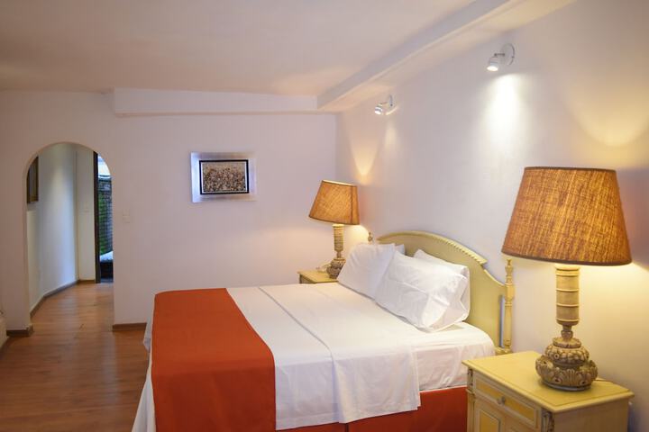 Room 22 of 90