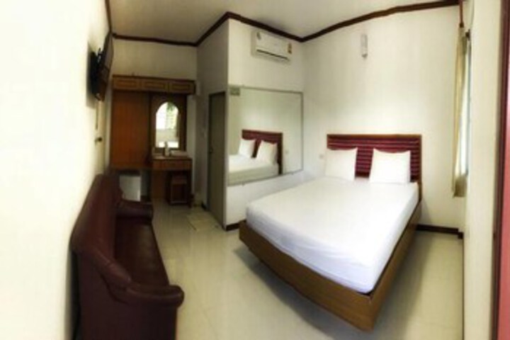 Room 17 of 20