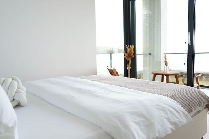 Room 4 of 70