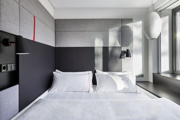 Room 21 di 70