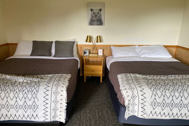 Room 4 of 23