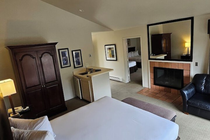 Room 22 of 62
