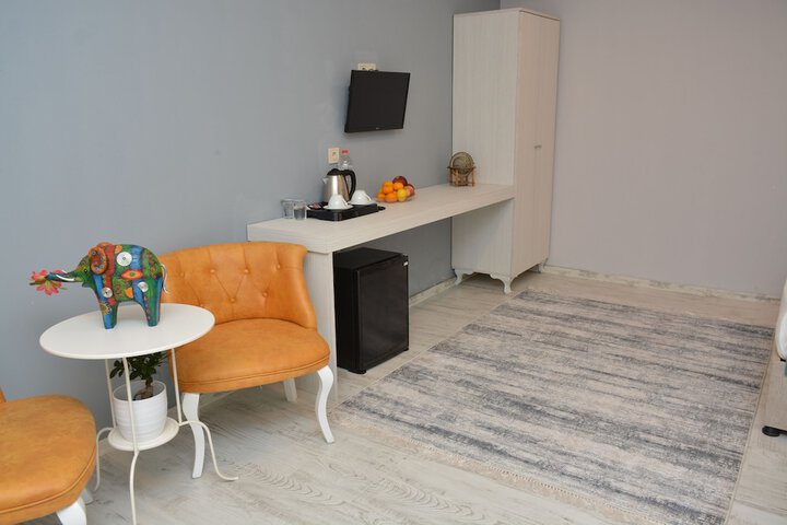 Room 85 of 115