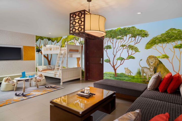 Children's theme room