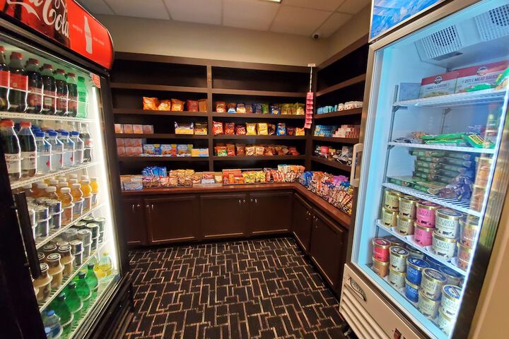 Snack bar
