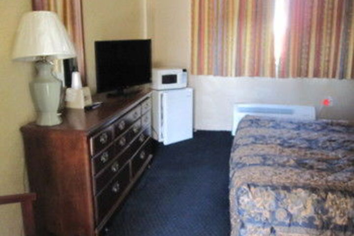 Room 19 of 36