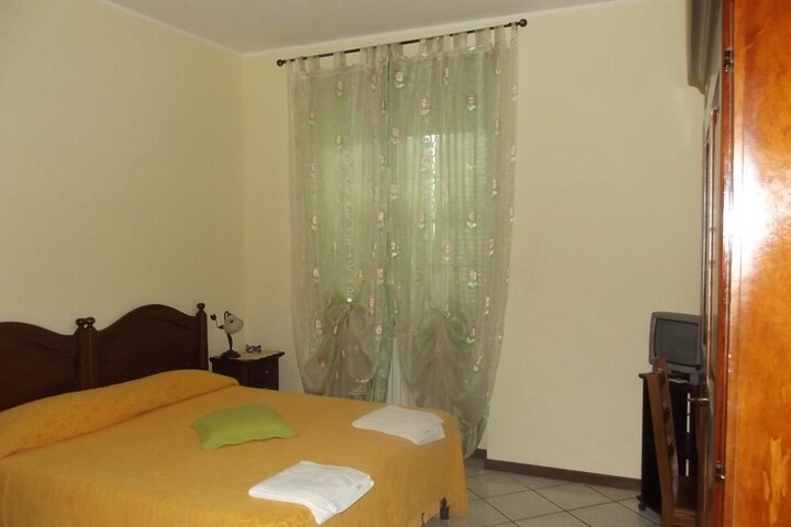 Room 8 of 45