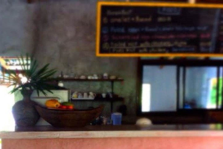 Breakfast/Coffee Service 12 of 17