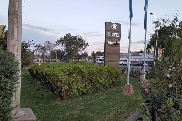 Hotel Exterior 93 of 93