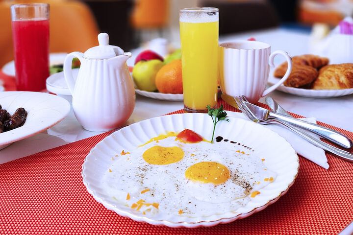Breakfast/Coffee Service 60 of 62