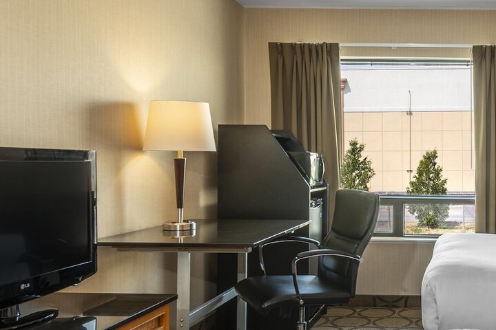 Room 18 of 45