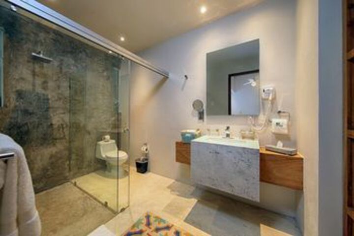 Room 4 of 22
