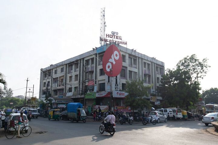 OYO 15365 ROYAL GALAXY PARK