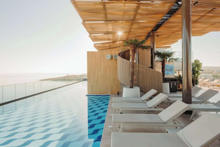 Pool 57 of 119