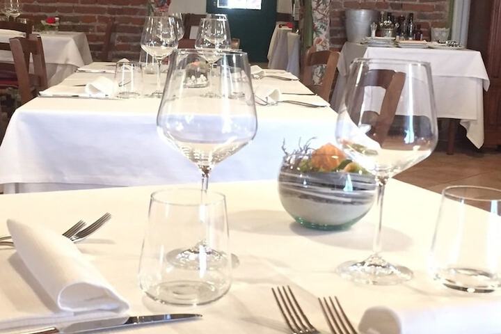 Dining Photos