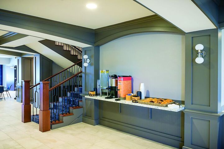 Hotel Interior 2 of 25