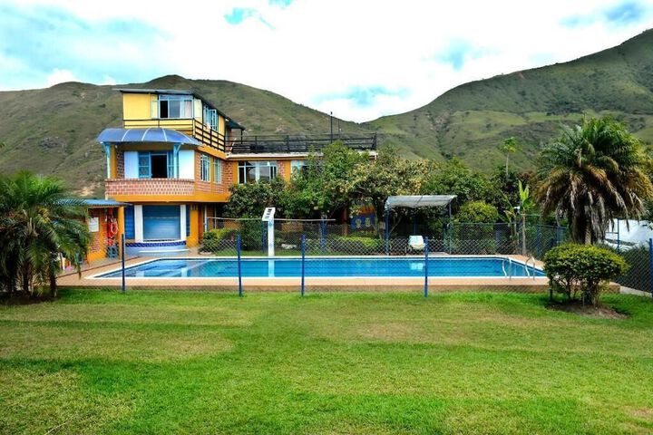 Pool 5 of 16