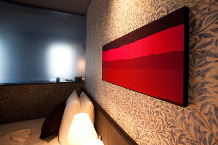 Room 25 of 120
