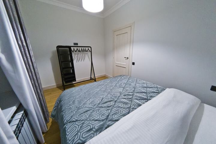 Room 82 of 146
