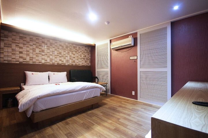 Room 22 of 59