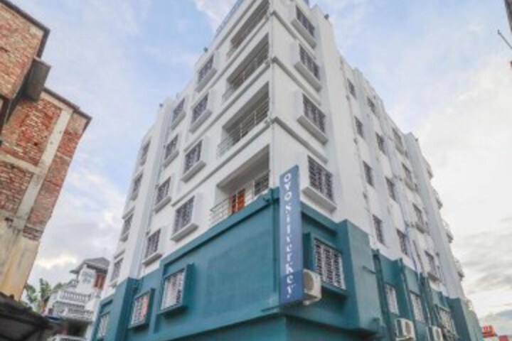 SilverKey Executive Stays 37925 Hotel Riverview