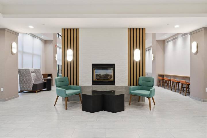 Guest Lobby