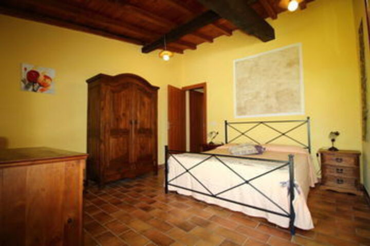 Room 14 of 30