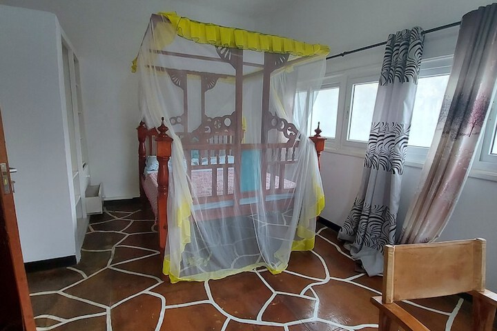 Room 29 of 52