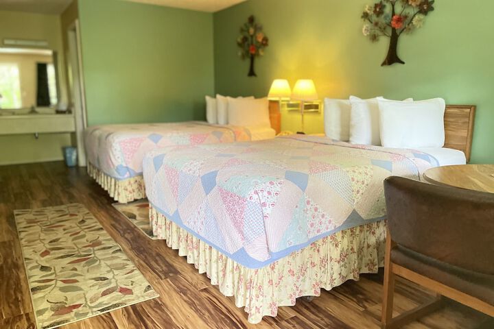 Room 13 of 43