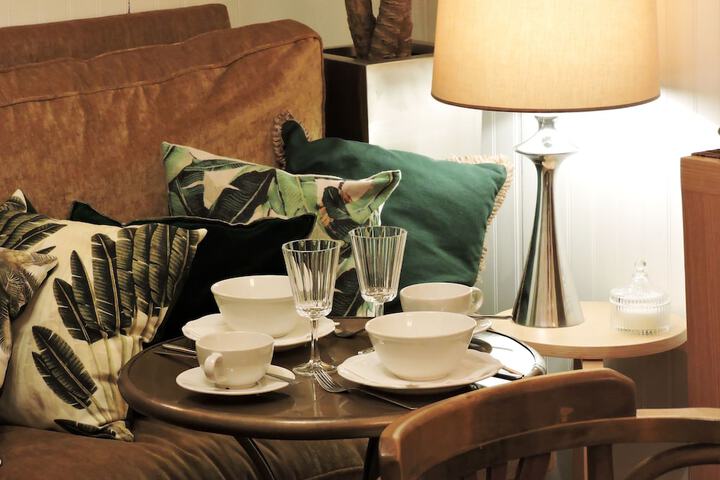 Breakfast/Coffee Service 86 of 114