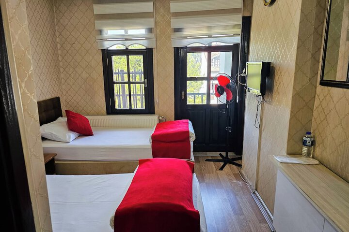 Room 20 of 36