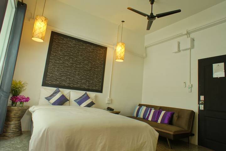 Room 13 of 39