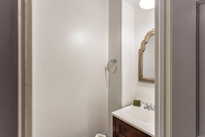 Room 10 of 50