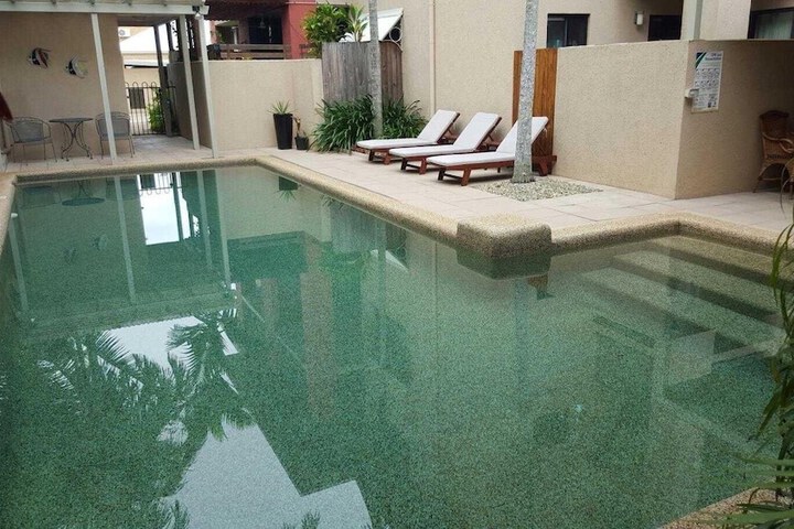 Pool 19 of 22