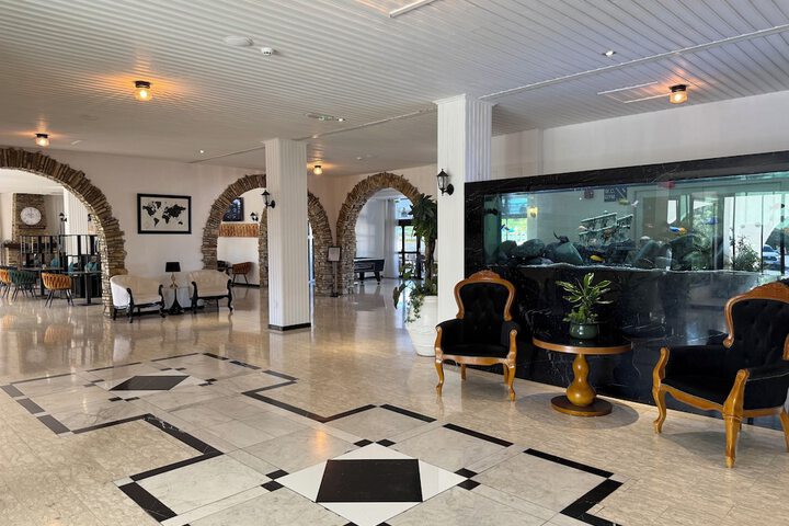 Hotel Interior 7 of 141