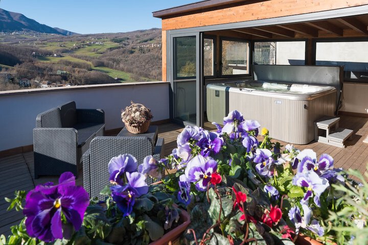 Sundeck 135 of 153