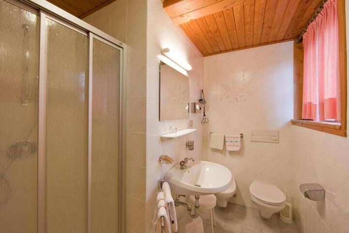 General 5 of 50