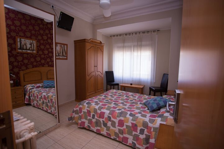 Room 12 of 20
