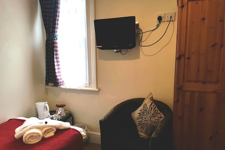 Room 15 of 73