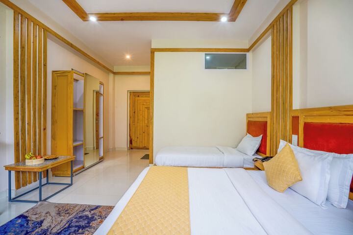Room 22 of 100