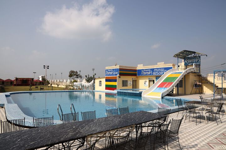 Exterior of Ramas Resort