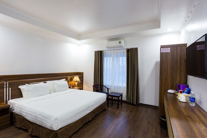 Room 4 of 46