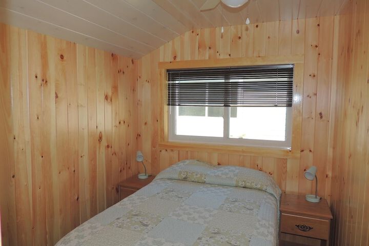 Room 106 of 338